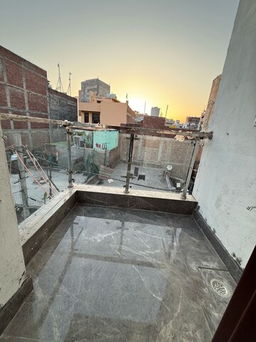 Balcony in 1 BHK Apartment at Palm Residency Chhatarpur, Chattarpur – for Rent