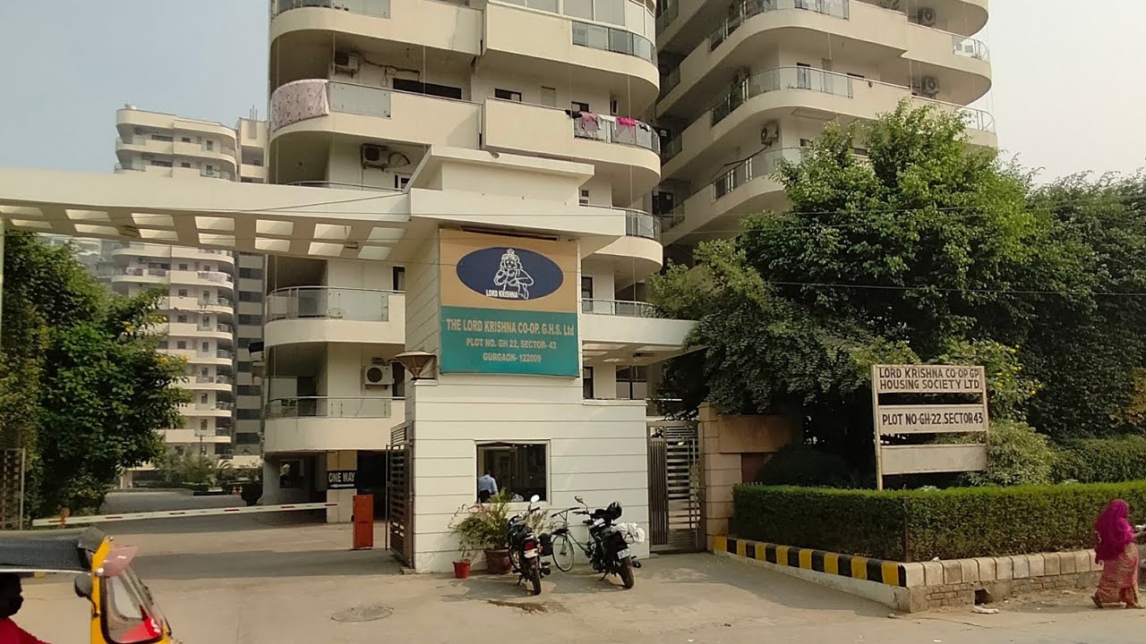 4 BHK + Servant Room Apartment For Sale in Lord Krishna Apartment