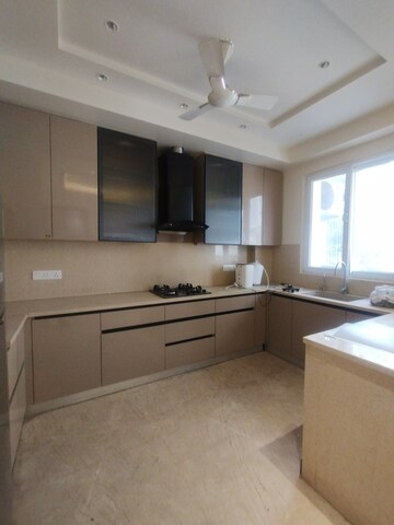 Staircase in 4 BHK Builder Floor at Ansal Sushant Lok I, Sector 43 – for Rent
