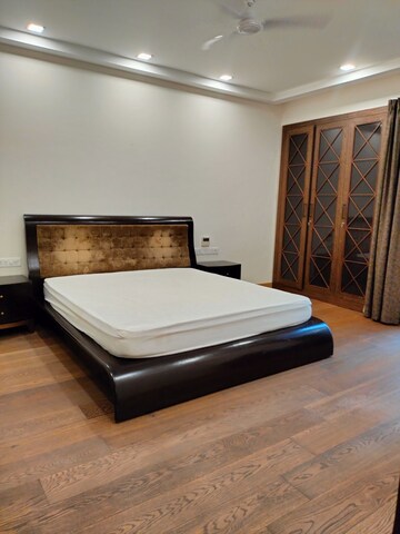 Bedroom in 4 BHK Apartment at Hauz Khas Enclave – for Rent