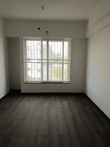 Room in 2 BHK Apartment at Aishwaryam Comfort Gold, Akurdi – for Rent