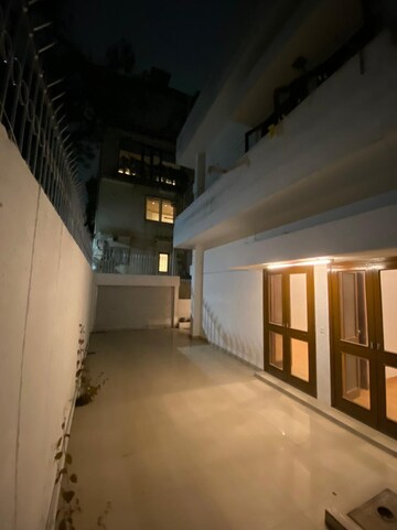 Building Lobby in 4 BHK Apartment at Safdarjung Development Area – for Rent