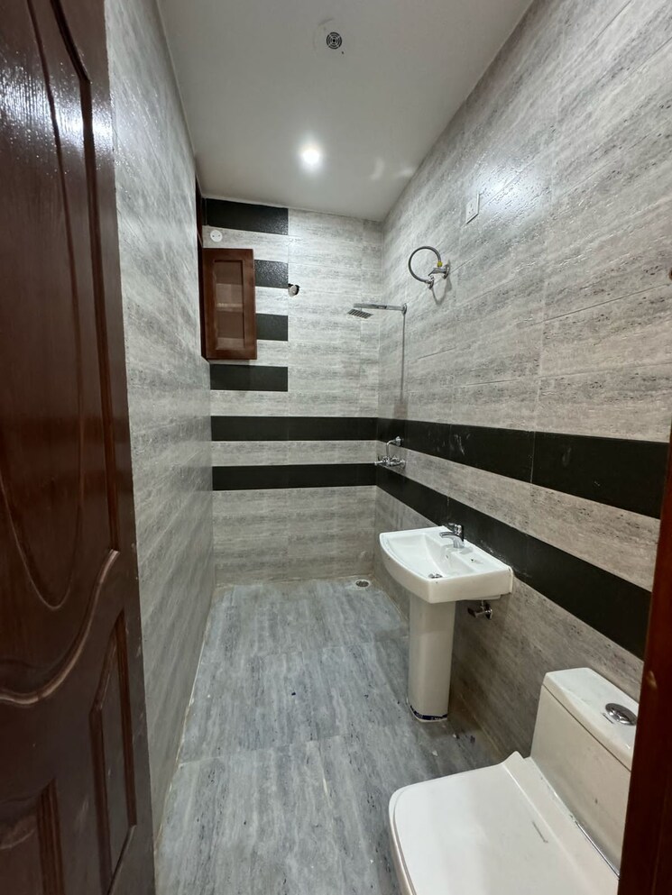Bathroom, sector 124 3 Bedroom 675 Sq.Ft. Independent House In Sector 124 Mohali 8654017