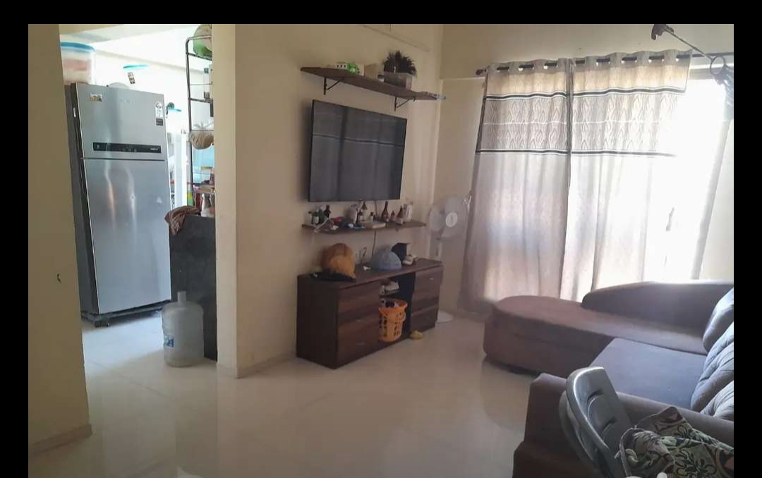 1 BHK + Study Room Apartment For Rent in Rustomjee Avenue L1