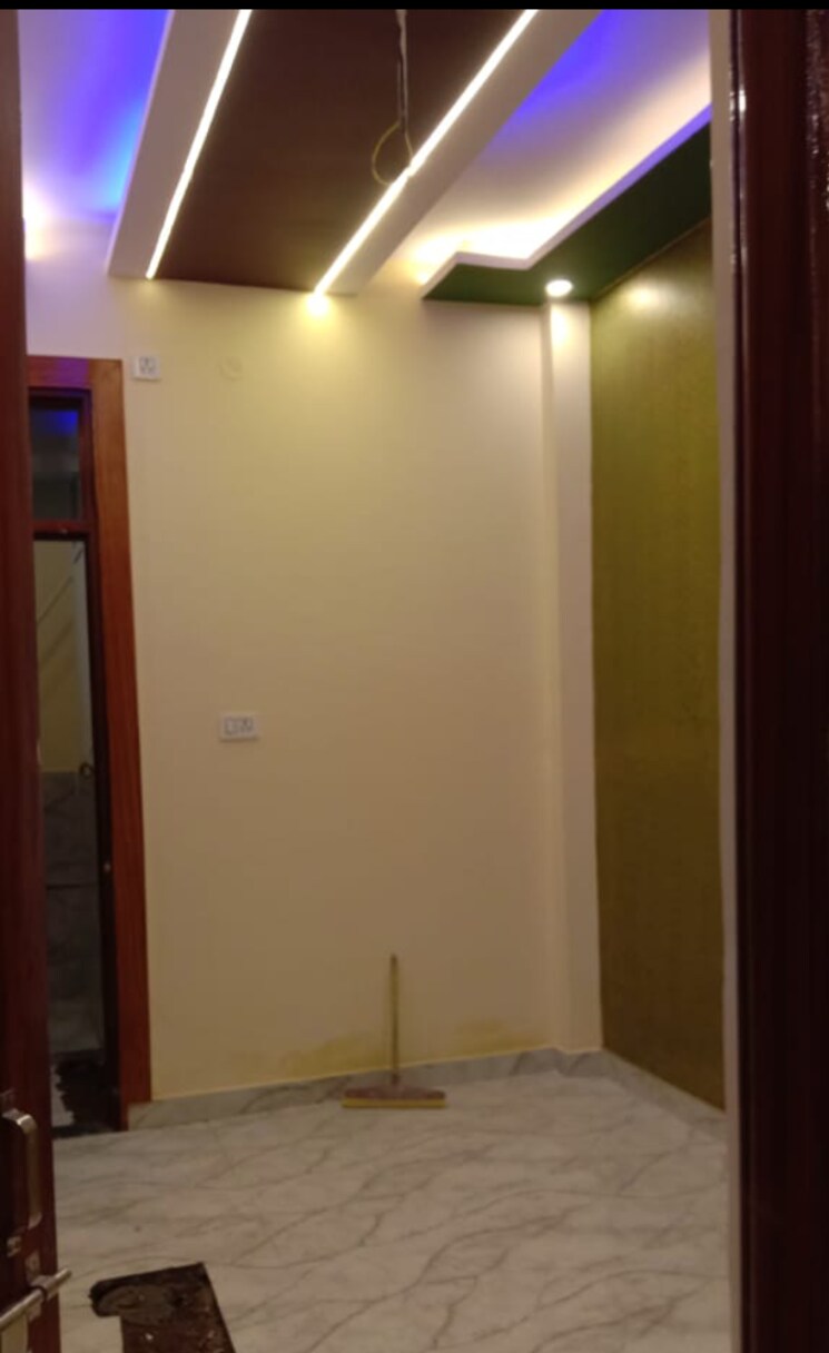 Room, akash nagar 4 Bedroom 105 Sq.Yd. Independent House In Akash Nagar Ghaziabad 8654020
