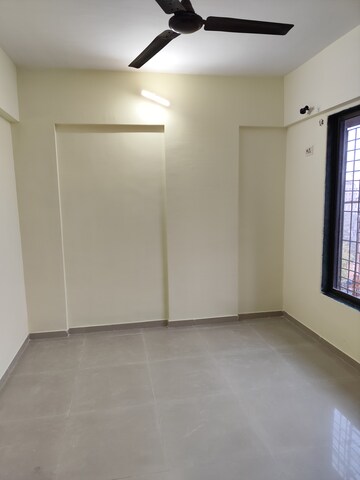 Room in 1 BHK Apartment at Squarefeet Grand Square, Anand Nagar – for Rent