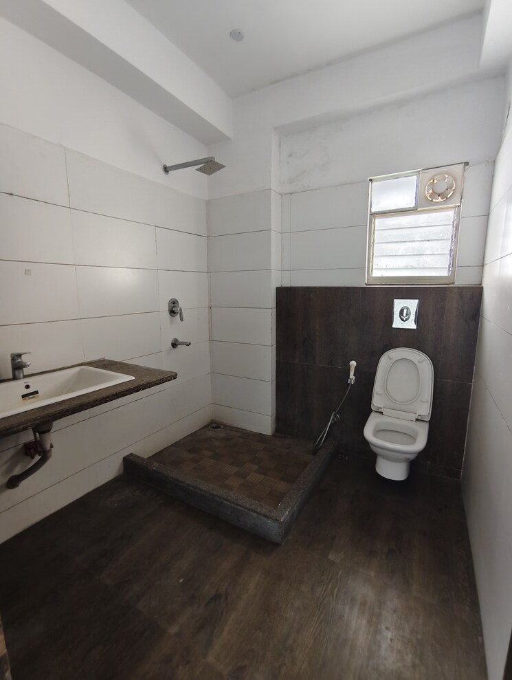 Bathroom, jyoti nagar 3 Bedroom 1988 Sq.Ft. Apartment In Jyoti Nagar Siliguri 8654067