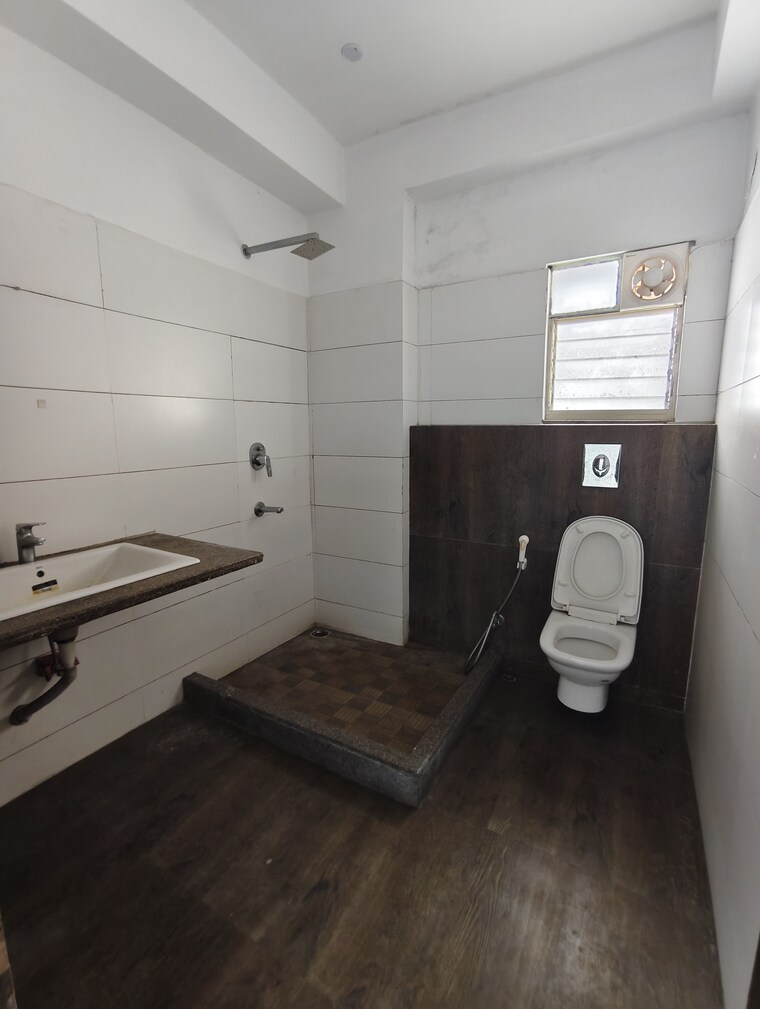 Bathroom, jyoti nagar 3 Bedroom 1988 Sq.Ft. Apartment In Jyoti Nagar Siliguri 8654067