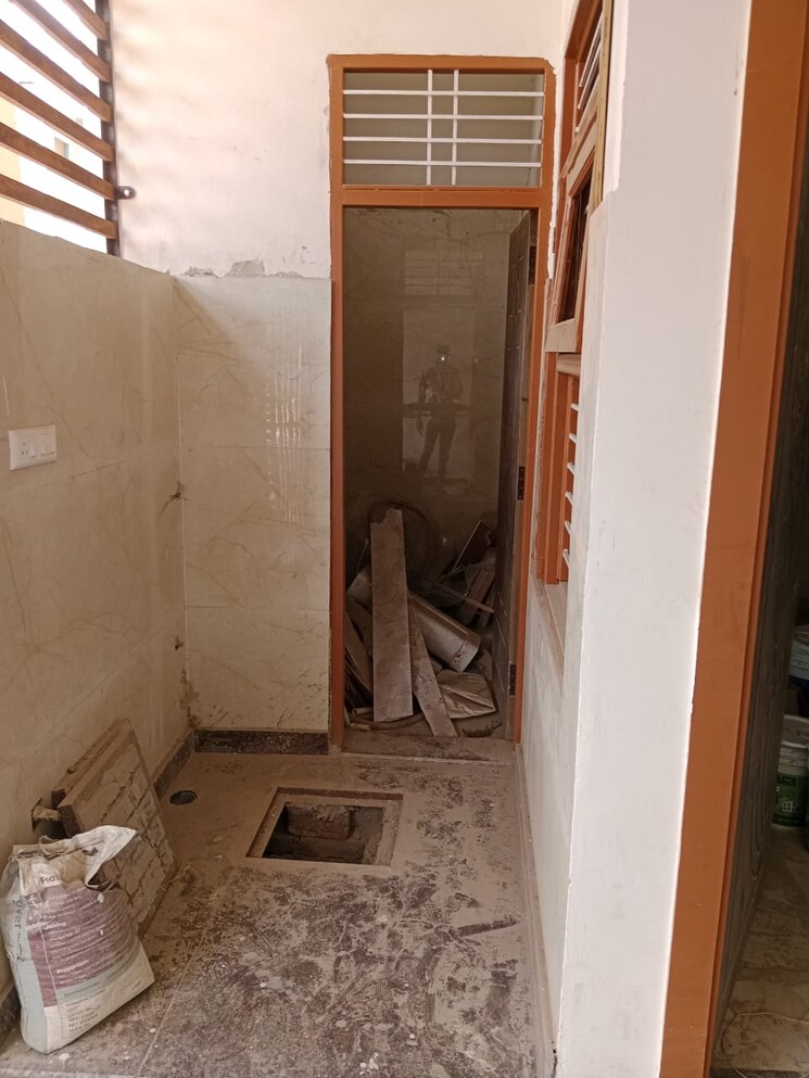 Bathroom, amehra adipur 3 Bedroom 110 Sq.Yd. Independent House In Amehra Adipur Meerut 8654072