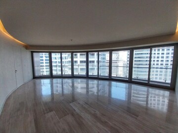 Room in 4 BHK Apartment at Lodha The World Towers World One Tier 2, Worli – for Sale