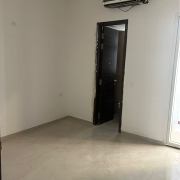 3.5 BHK Builder Floor For Rent in Smart World Orchard, Sector 61