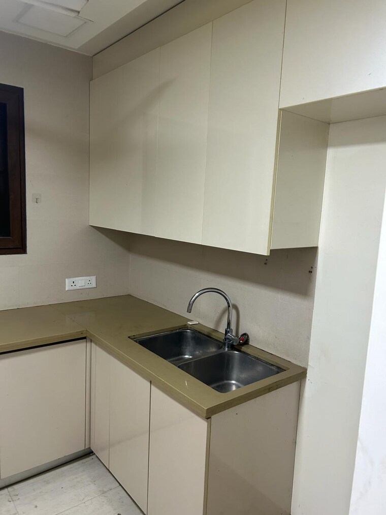 Kitchen, lajpat nagar 4 3 Bedroom 1350 Sq.Ft. Builder Floor In Lajpat Nagar 4 Delhi 8654101