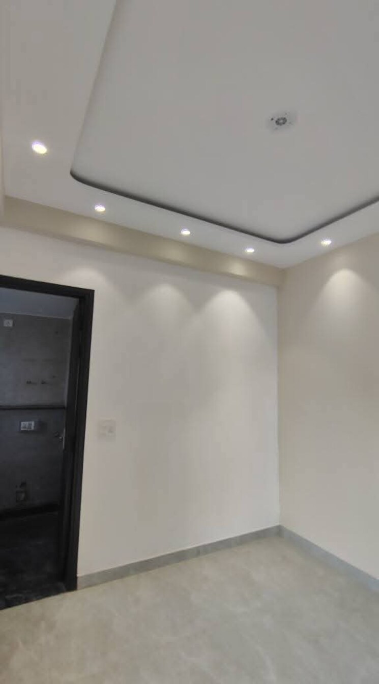 undefined, harit-vihar-rwa 3 Bedroom 950 Sq.Ft. Builder Floor In Burari Delhi 8654106