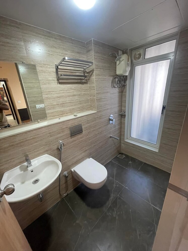 Bathroom, hiranandani-estate 1 Bedroom 800 Sq.Ft. Apartment In Ghodbunder Road Thane 8654138