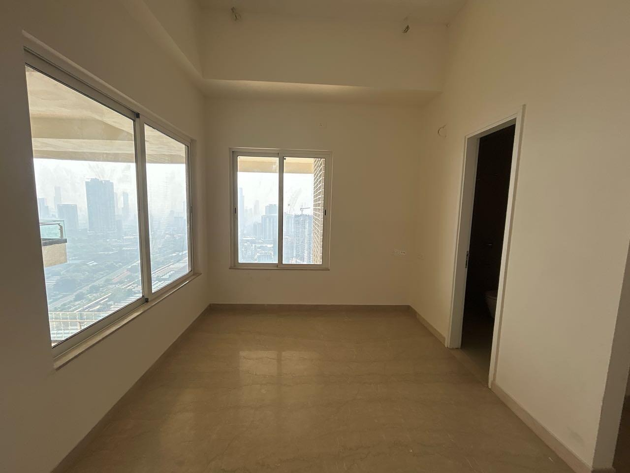 3 BHK + Servant Room,Study Room Apartment For Sale in Indiabulls Sky Forest