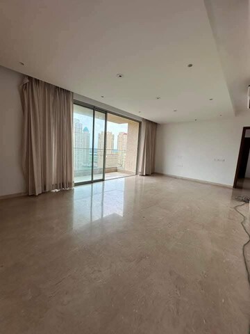 Room in 3 BHK Apartment at Hiranandani Estate, Ghodbunder Road – for Rent