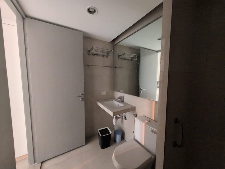 Bathroom, hiranandani-estate 2 Bedroom 1091 Sq.Ft. Apartment In Ghodbunder Road Thane 8654173
