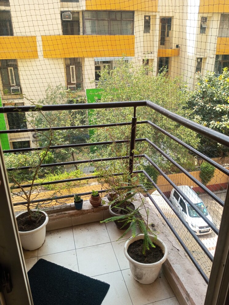 Balcony, abhay khand 2 Bedroom 1280 Sq.Ft. Apartment In Abhay Khand Ghaziabad 8654187