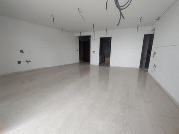 Room in 4 BHK Apartment at Lokhandwala Minerva Mahalaxmi, Mahalaxmi – for Sale