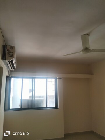 Room in 2 BHK Apartment at Goel Ganga Glitz, Undri – for Rent
