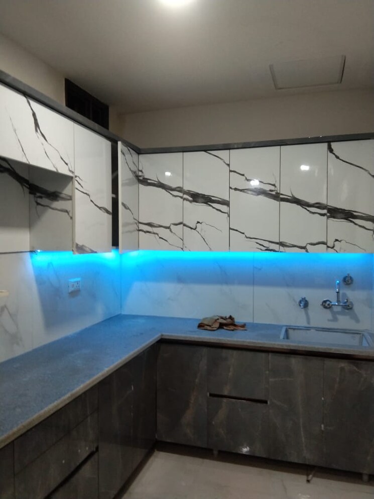 Kitchen, sector 72 2 Bedroom 1050 Sq.Ft. Builder Floor In Sector 72 Noida 8654205