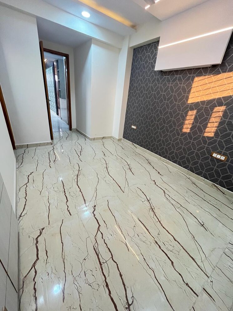 Bedroom, sector 72 2 Bedroom 1050 Sq.Ft. Builder Floor In Sector 72 Noida 8654205