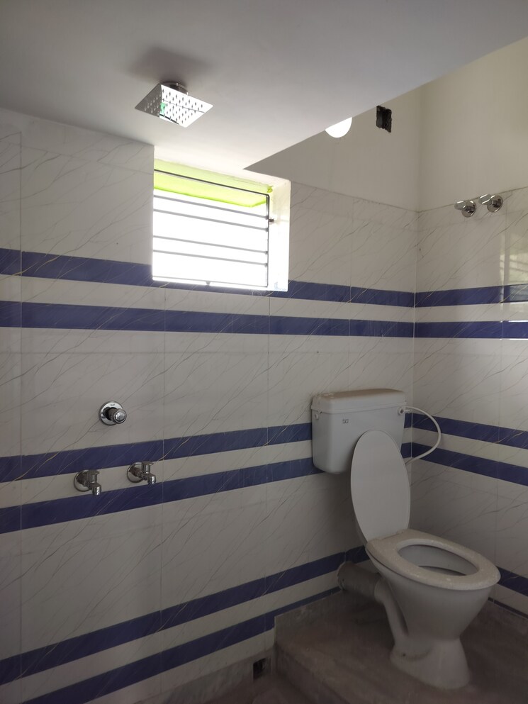 Bathroom, sodepur 4 Bedroom 1635 Sq.Ft. Apartment In Sodepur Kolkata 8654229