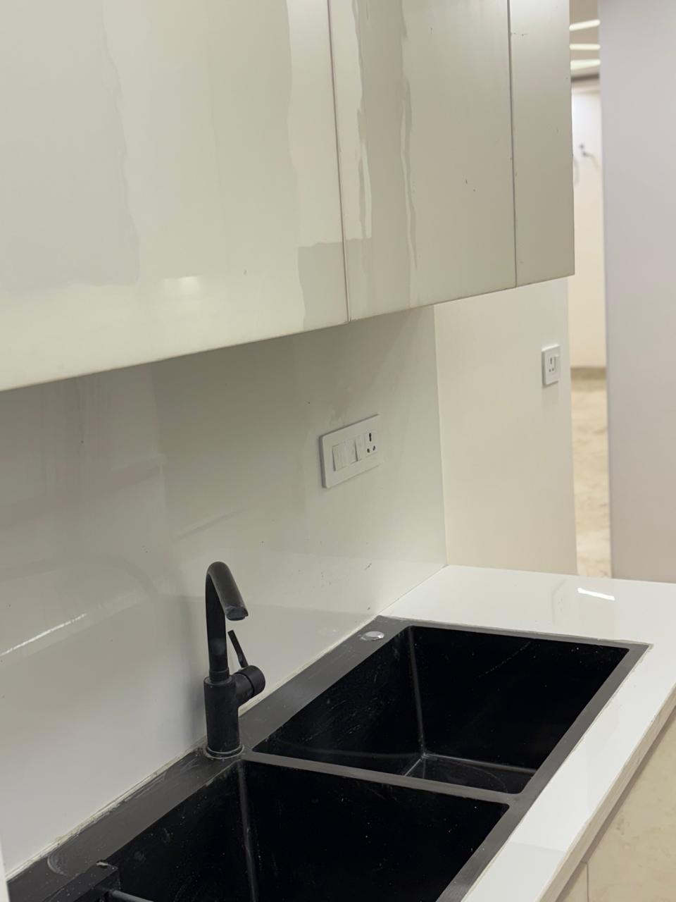 3.5 BHK + Pooja Room Builder Floor For Rent in Unitech South City II