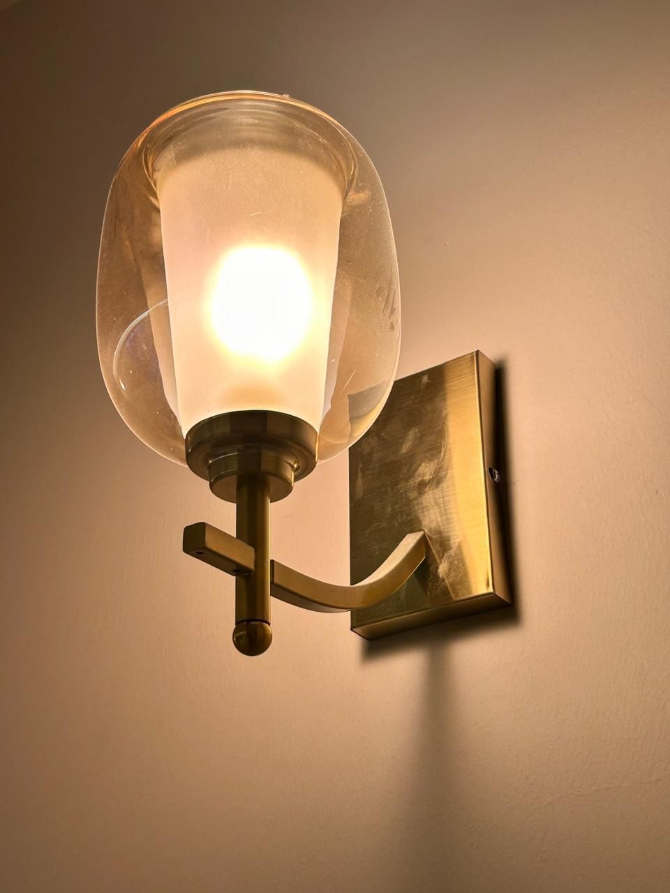 4 BHK + Pooja Room,Servant Room Builder Floor For Rent in Unitech South City II