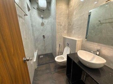 Bathroom in 3 BHK Apartment at Indiabulls Sky Forest, Lower Parel – for Sale