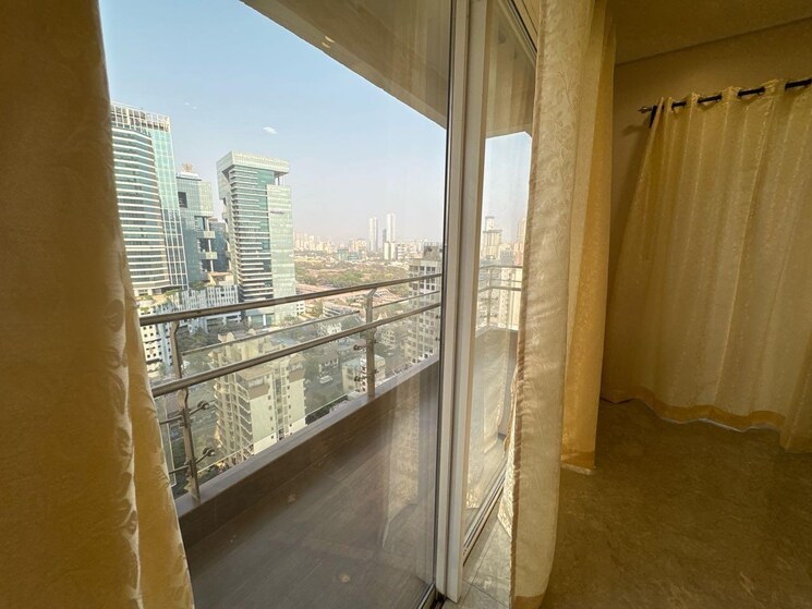 Balcony, indiabulls-sky-forest 3 Bedroom 2000 Sq.Ft. Apartment In Lower Parel Mumbai 8654224