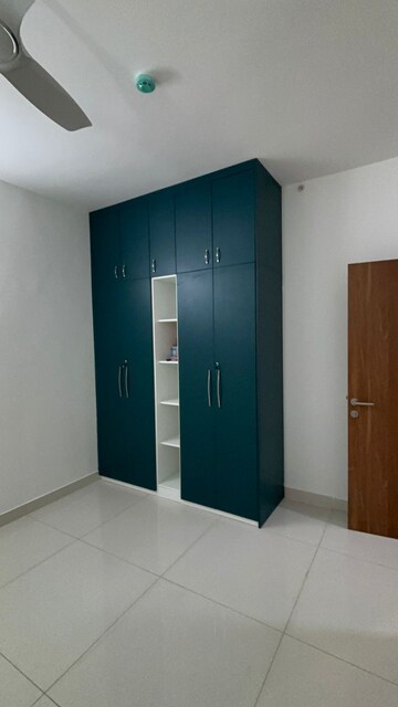 Room in 3 BHK Apartment at Prestige Tranquil, Kokapet – for Rent