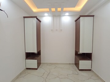 Living Room in 4 BHK Builder Floor at Sector 72 – for Sale