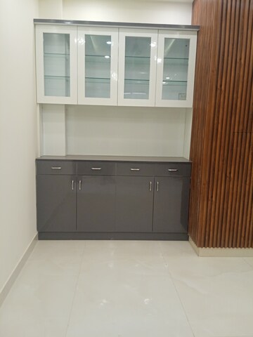 Room in 3 BHK Builder Floor at Dashrath Puri – for Sale