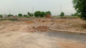  Plot For Sale in Empire King And Queen Tower, Bodaki