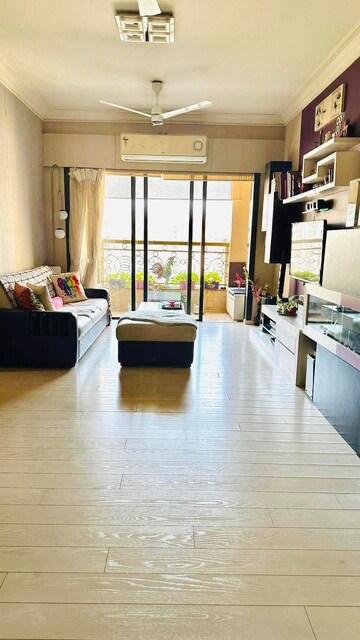 Master Bedroom in 2 BHK Apartment at Regency Towers, Kavesar – for Rent