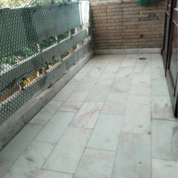 Balcony in 2 BHK Builder Floor at Pamposh Enclave – for Rent