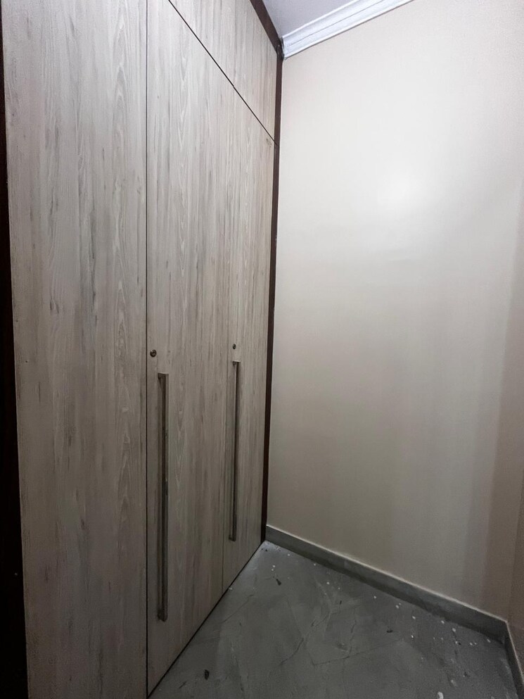 Bathroom, sector 46 3 Bedroom 2000 Sq.Ft. Builder Floor In Sector 46 Gurgaon 8654312