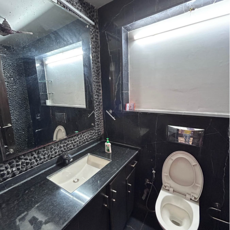 Attached Bathroom, panchsheel enclave 3 Bedroom 2150 Sq.Ft. Builder Floor In Panchsheel Enclave Delhi 8654323