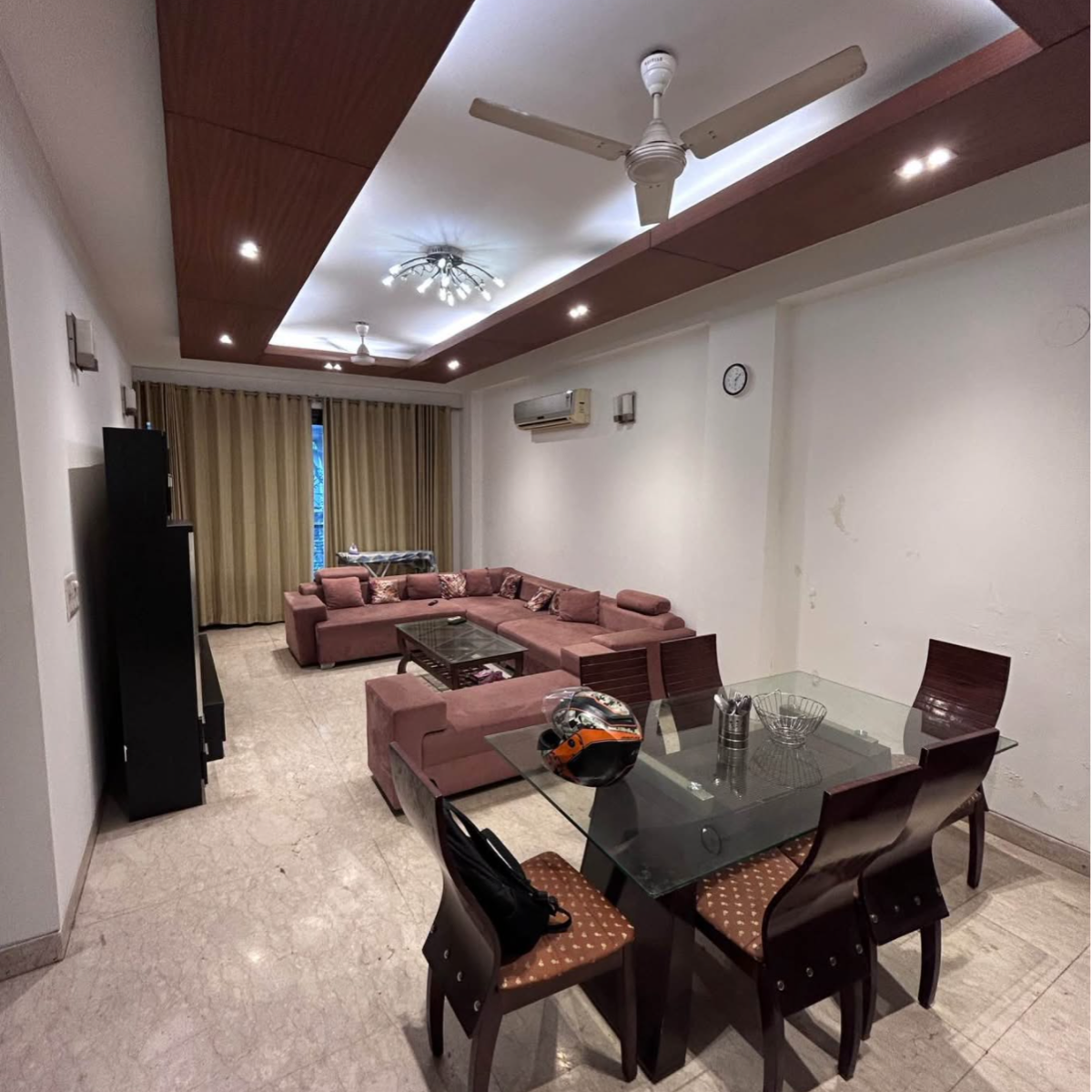 3 BHK + Pooja Room,Servant Room Builder Floor For Rent in Panchsheel Enclave