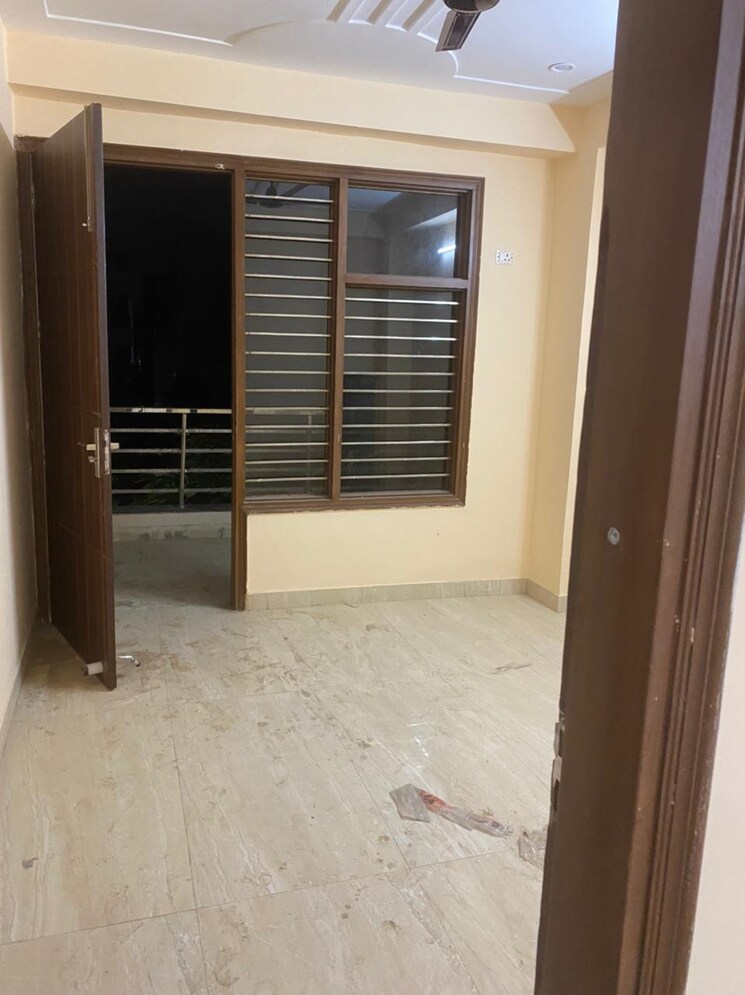 Room, sector 40 1 Bedroom 750 Sq.Ft. Builder Floor In Sector 40 Gurgaon 8654335
