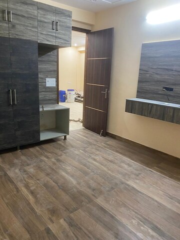 1 BHK Builder Floor For Rent in Sector 40