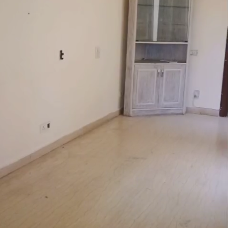 Room, east of kailash 2 Bedroom 1500 Sq.Ft. Builder Floor In East Of Kailash Delhi 8654342