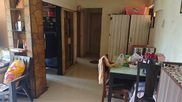 2 BHK Apartment For Rent in Gayatri Darshan, Kandivali East