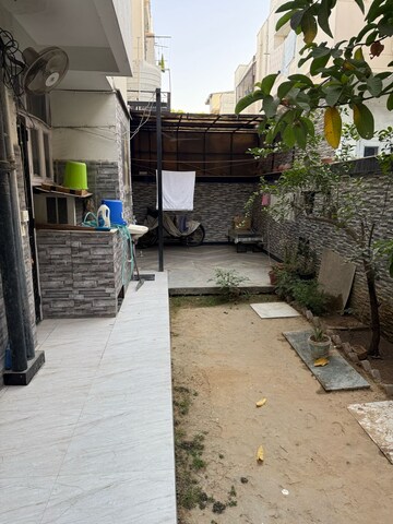 3 BHK Builder Floor – Exterior View View at Unitech South City II, Sector 50 - for Rent