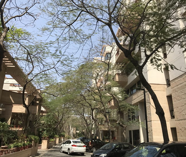 4 BHK + Servant Room 400 Sq.Yd. Villa in Itc Silverglades Laburnum