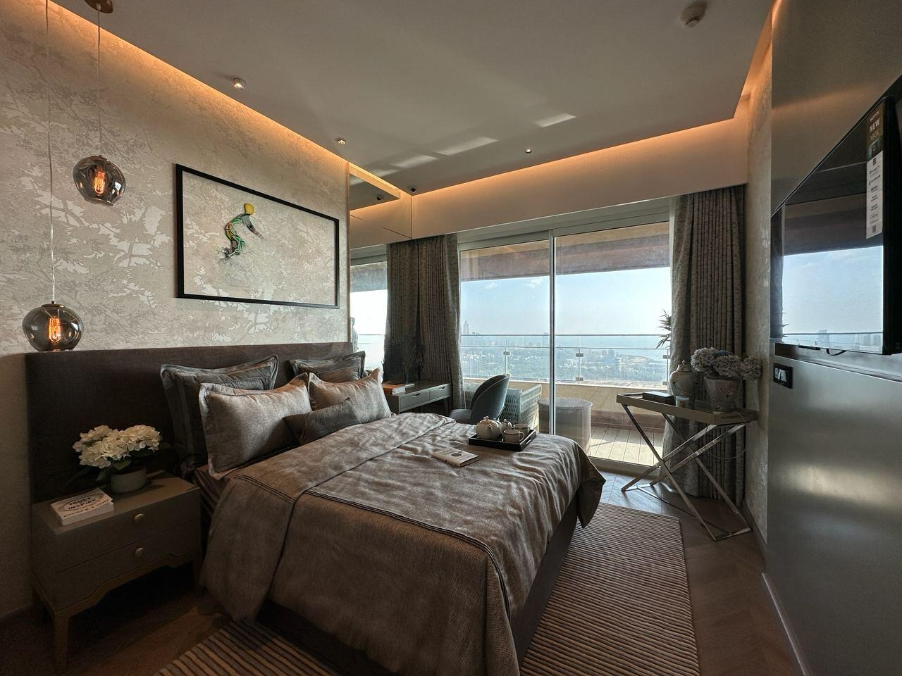 4 BHK + Pooja Room,Servant Room Apartment For Sale in Lokhandwala Minerva Mahalaxmi