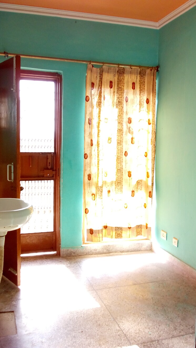 Room, molarband 1 Bedroom 516 Sq.Ft. Apartment In Molarband Delhi 8654417