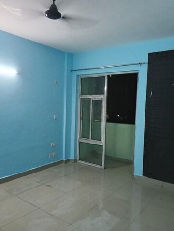 Room in 2 BHK Apartment at Indira Nagar – for Rent