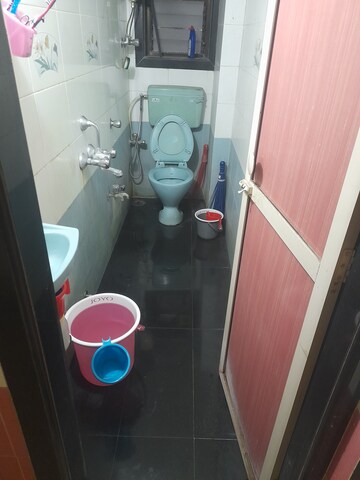 Master Bedroom in 1 BHK Apartment at Mandakini CHS Mulund, Mulund West – for Rent